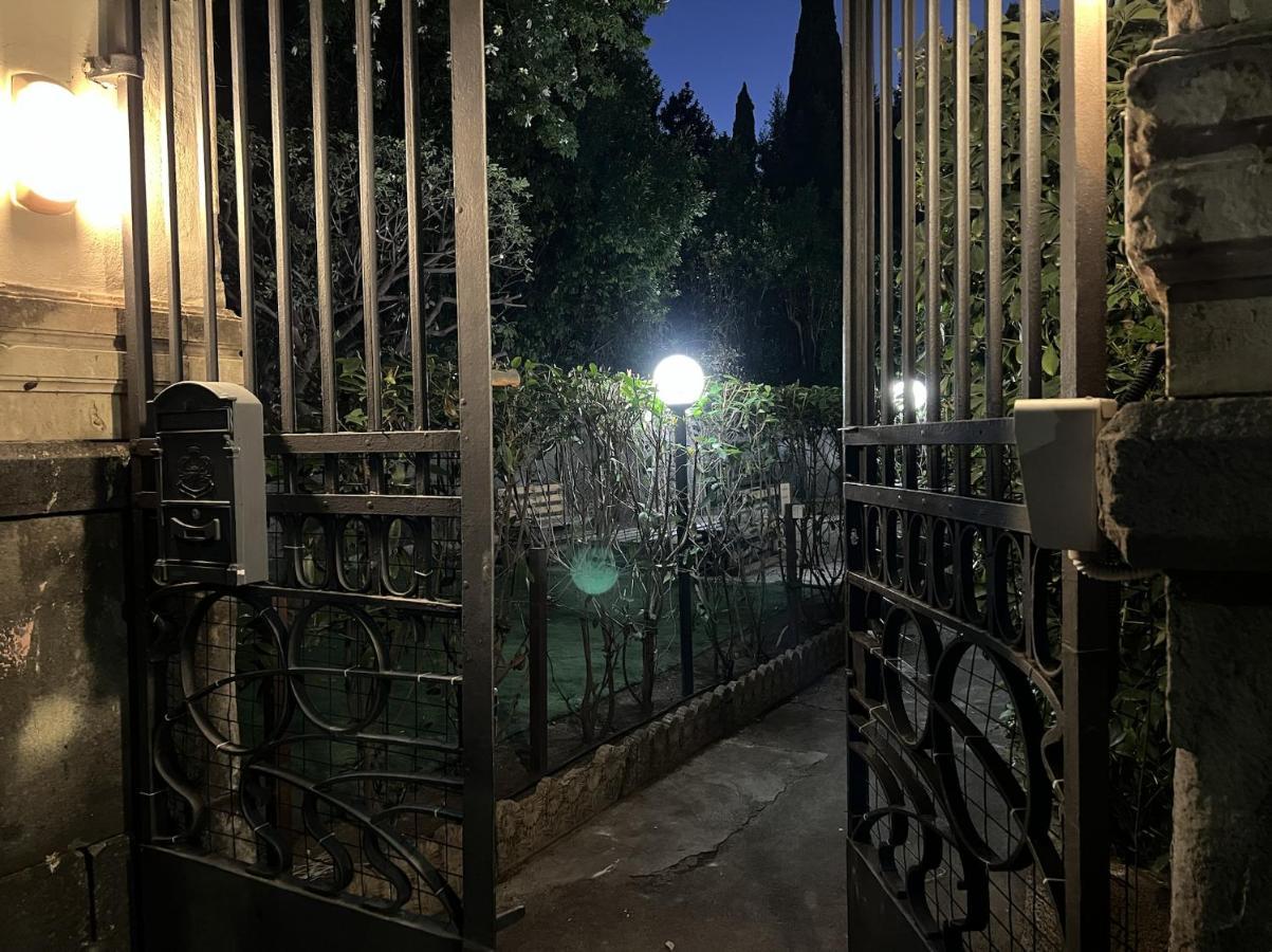 Bed and Breakfast Il Giardino E Gli Affreschi Katania Zewnętrze zdjęcie